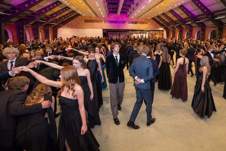 Łódź. Studniówka I LO w Łodzi