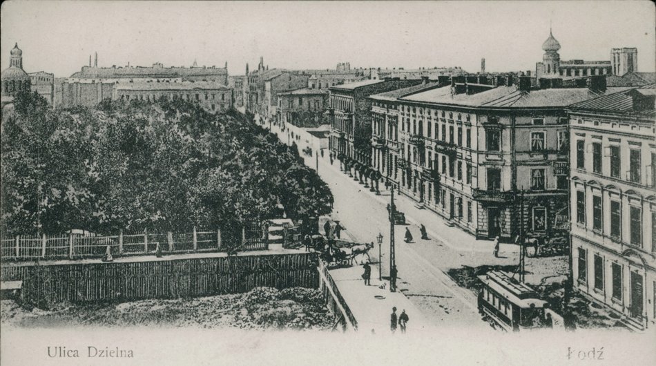 Ulica Narutowicza (wtedy ul. Dzielna) przy parku Moniuszki - 1919 rok