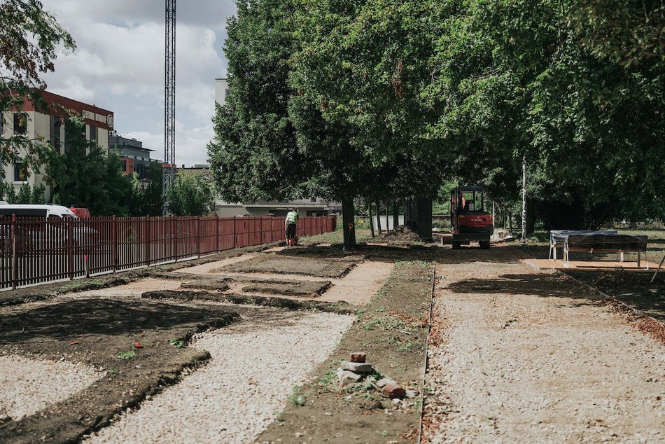 Łódź. Zielony skwer w centrum Łodzi rośnie w oczach! Jeszcze w sierpniu zakończą się prace