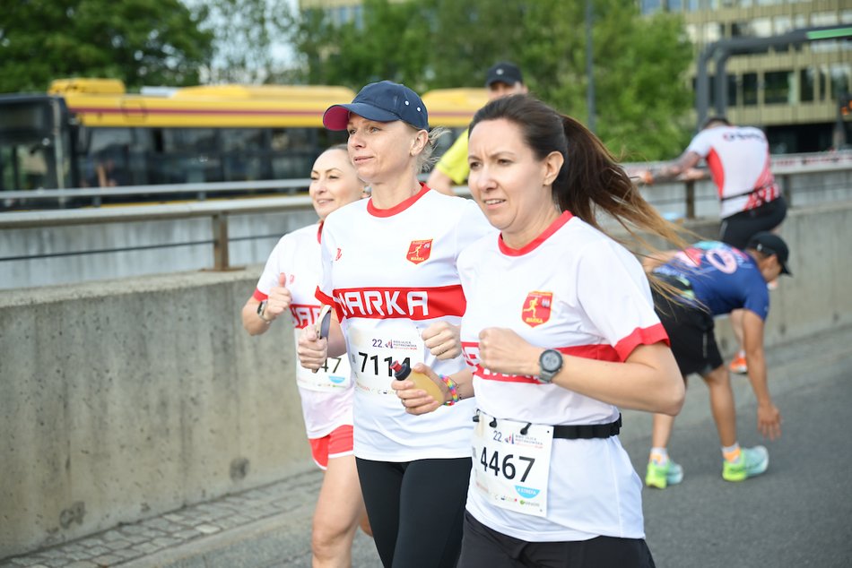 Łódź. Bieg Ulicą Piotrkowską Rossmann Run 2025 wystartował! Walka o życiowe rekordy