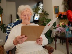 Pani Zofia obchodzi swoje 100. urodziny. Życzymy jej kolejnych 100 w zdrowiu i szczęściu!