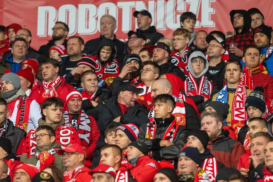 Kibice na meczu Widzewa Łódź z Radomiakiem Radom