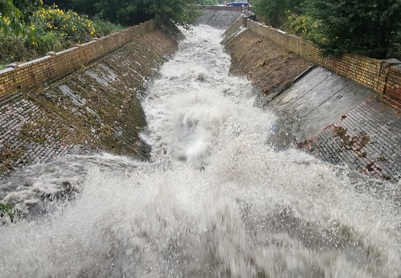 Nowe wymagania dla inwestorów w Łodzi. Konieczna retencja deszczówki!