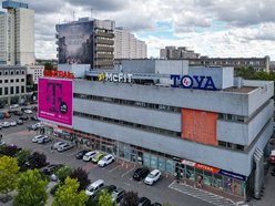 Łódź. Kultowy budynek przy Piotrkowskiej na sprzedaż! Ten 45 metrowy gigant może być twój!