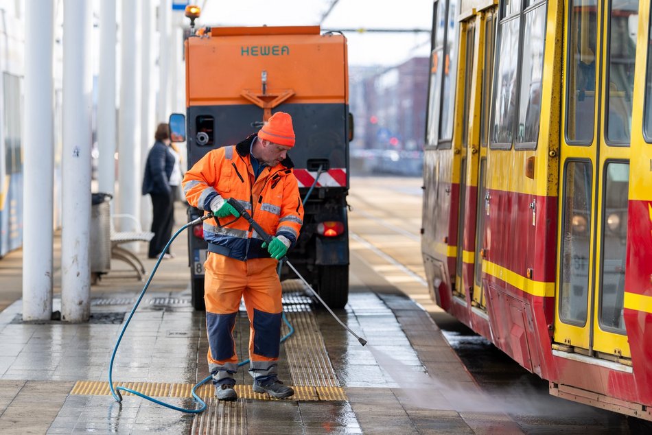 Łódź. Wiosenne sprzątanie miasta. Aż 300 km posprzątanych dróg i... to nie koniec!