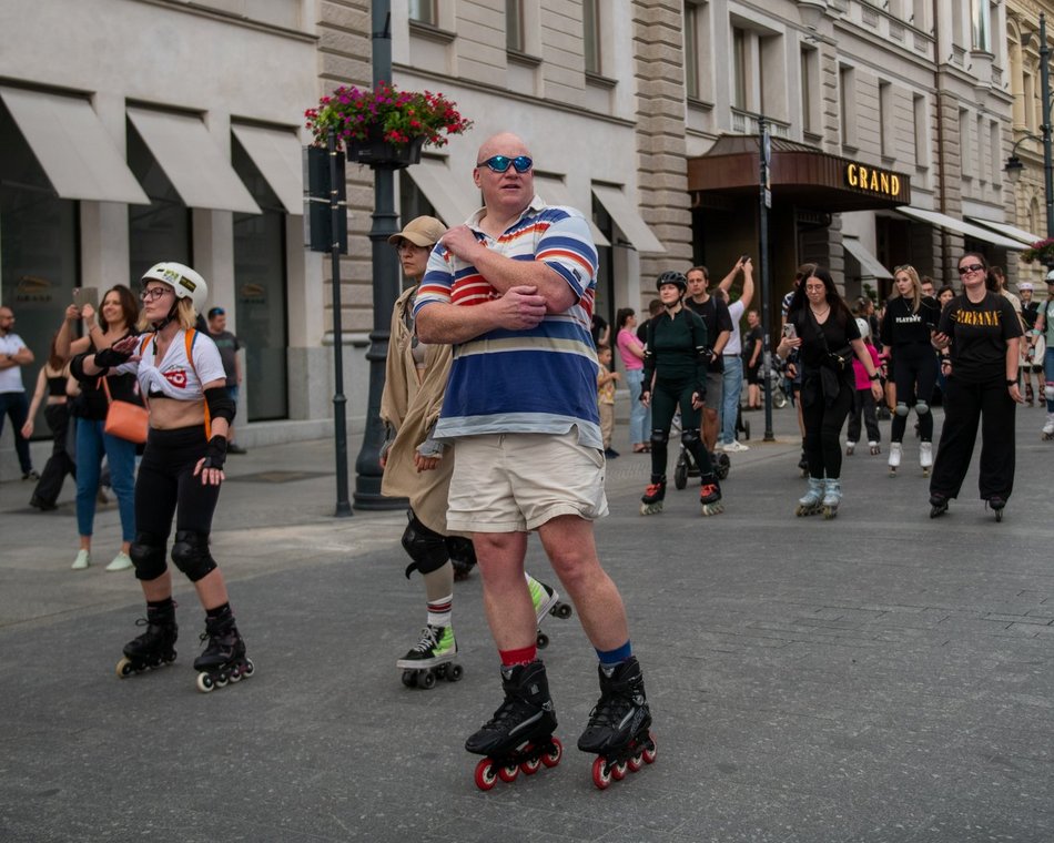 Łódź. Nightskating Łódź za nami. Rolkarze znów opanowali Piotrkowską