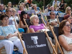 Łódź. Sobotnie Brzmienia na Piotrkowskiej w Łodzi. Klimatyczny początek wieczoru w Pasażu Róży