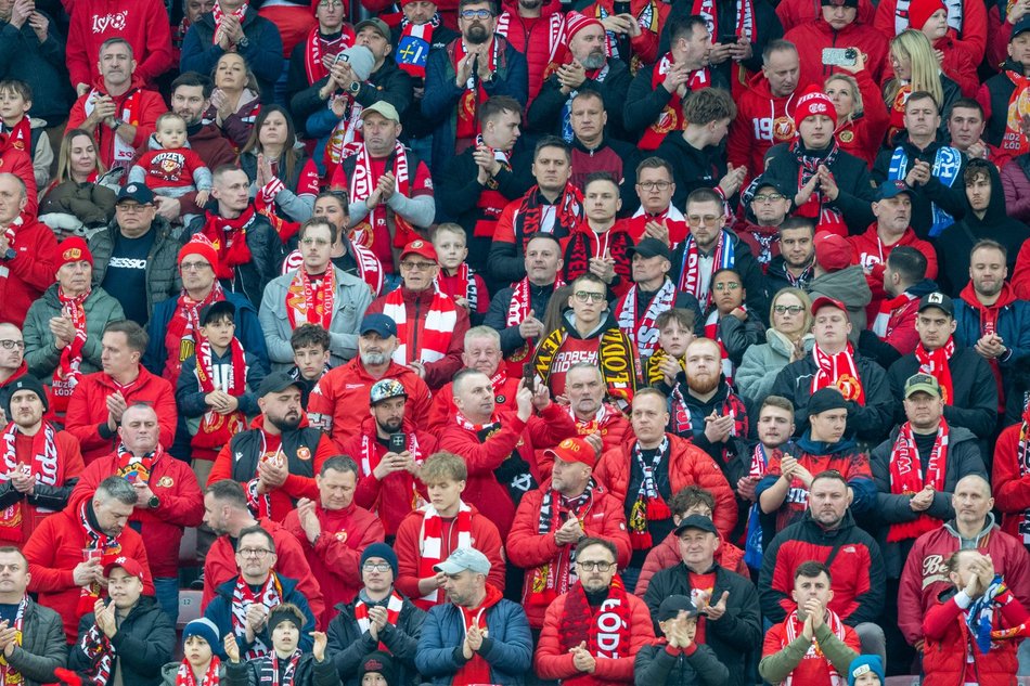 Łódź. Kibice na meczu Widzewa Łódź z Górnikiem Zabrze. Byłeś/aś? Znajdź się w galerii!