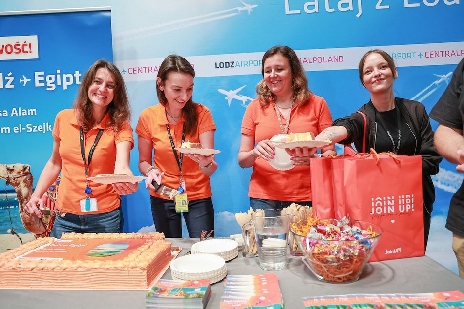 Łódź. Z lotniska w Łodzi prosto do Szarm el-Szejk! Pierwsi pasażerowie już na pokładzie