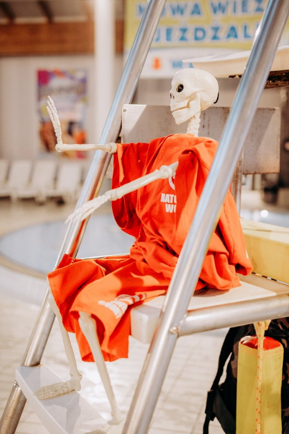 Łódź. Halloween w Aquaparku Fala. Upiorna muzyka, niespodzianki i pływający kościotrup!