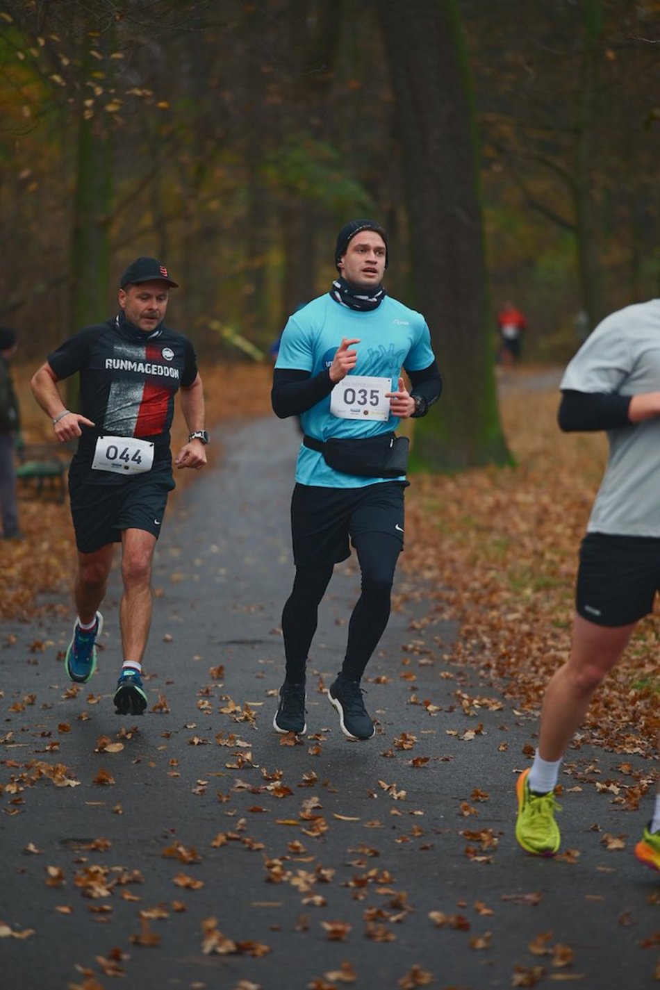 Łódź. Bieg Niepodległości w parku Julianowskim