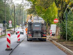Łódź. Remont Brzezińskiej w Łodzi. Pierwszy odcinek prawie gotowy