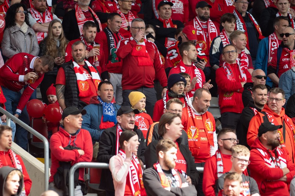 Łódź. Kibice na meczu Widzew Łódź - Lechia Gdańsk. Byłeś/aś? Znajdź się na trybunach!
