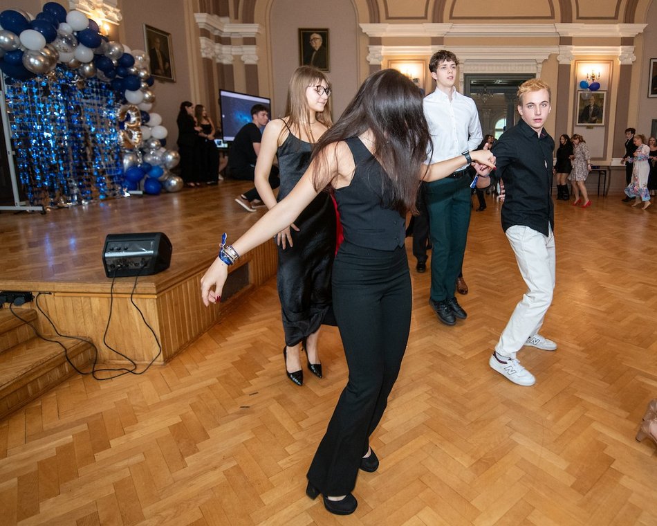 Łódź. A po maturze… bawiliśmy się doskonale! Bal pomaturalny w III LO w Łodzi