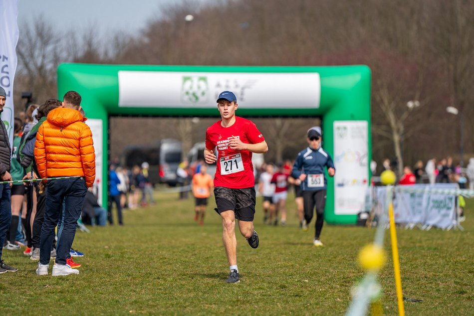 Łódź. Akademickie Mistrzostwa Polski w biegach przełajowych. Znajdź się na zdjęciach!