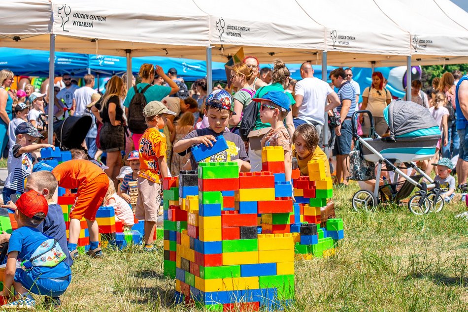 Festiwal dmuchańców w parku Podolskim w Łodzi