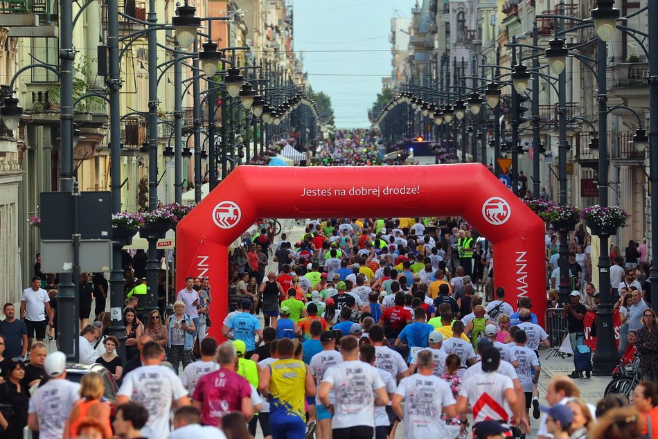 Bieg Ulicą Piotrkowską Rossmann Run 2025. Ruszyły zapisy 