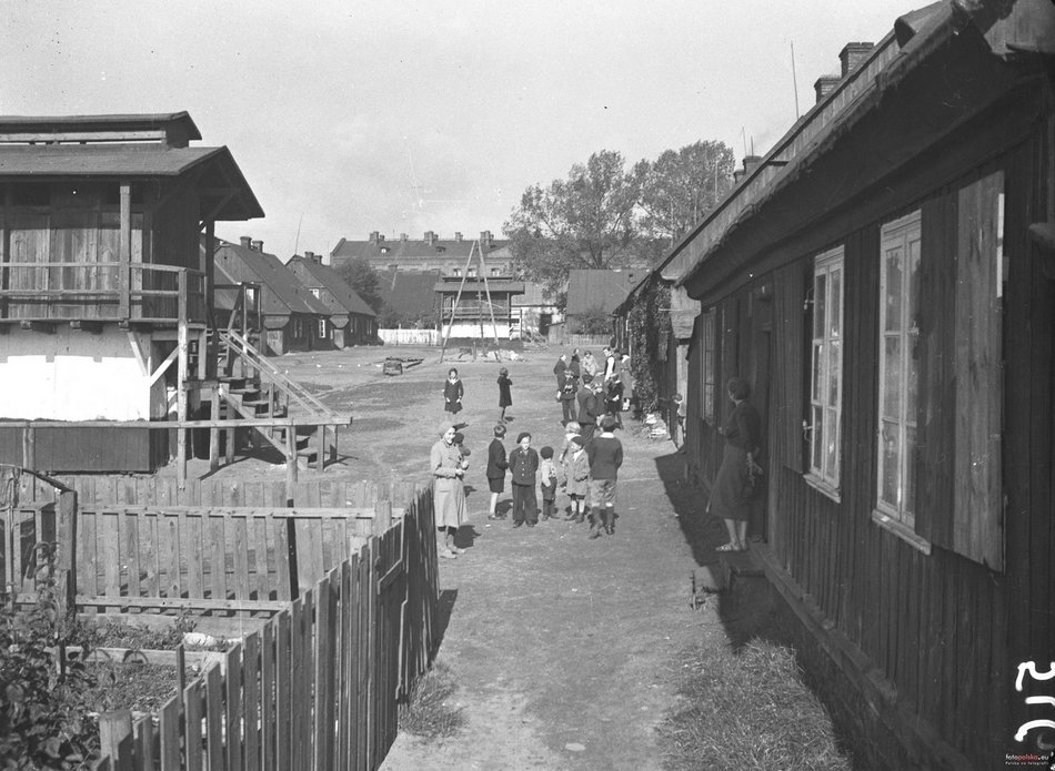 Łódź. Domki kunitzerowskie - nieistniejące osiedle robotnicze na Starym Widzewie - lata 1935-1939