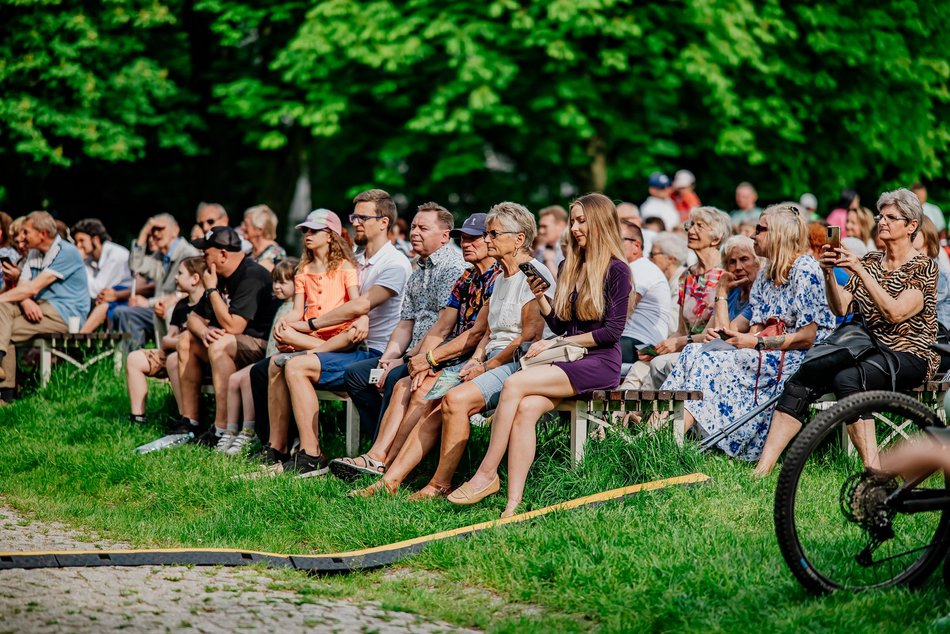 Łódź. Wyjątkowy koncert w parku Julianowskim. Uczczono 80-lecie Akademii Muzycznej w Łodzi