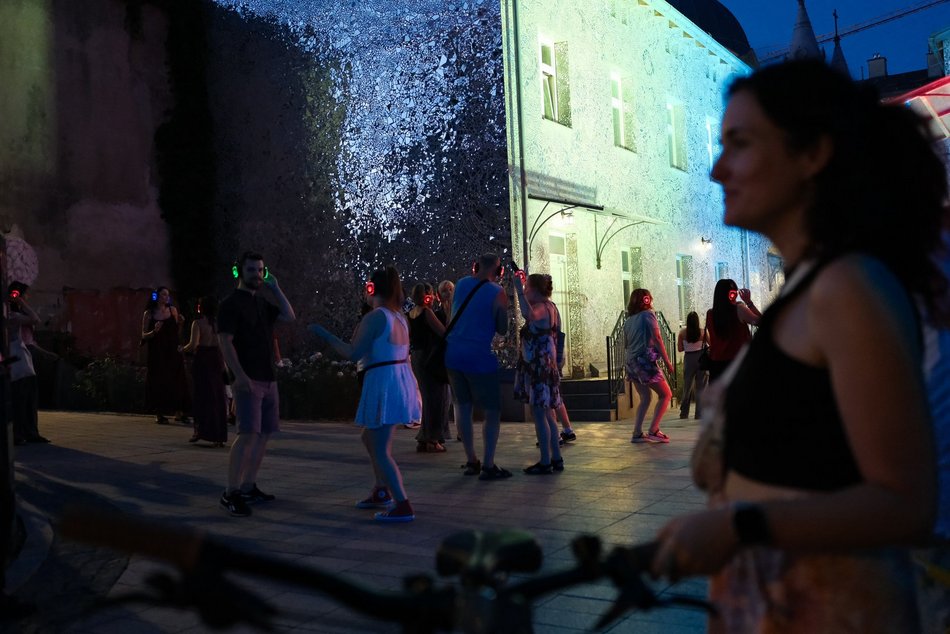 Łódź. Wakacje na Piotrkowskiej 2026 w Łodzi. Silent disco opanowało centrum!