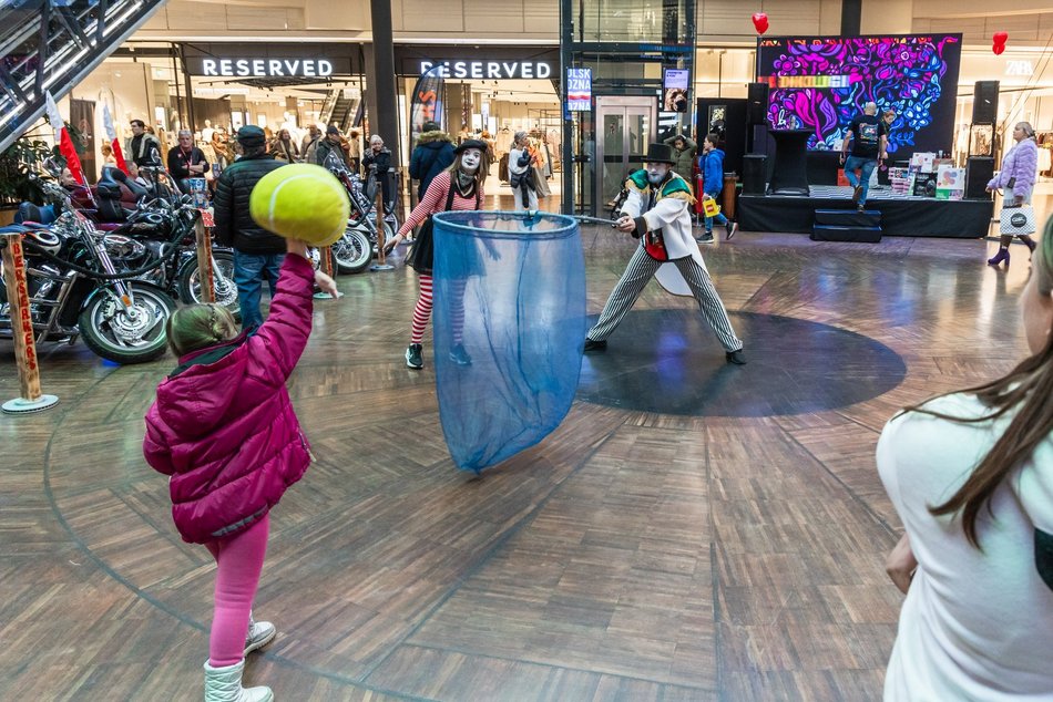 Łódź. WOŚP 2025 w Łodzi. Masa wydarzeń w Manufakturze dzień przed wielkim finałem
