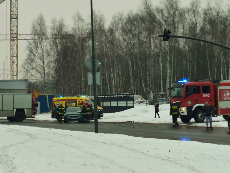 Łódź. Wypadek na Przybyszewskiego w Łodzi. Autobusy MPK Łódź wróciły na swoje trasy