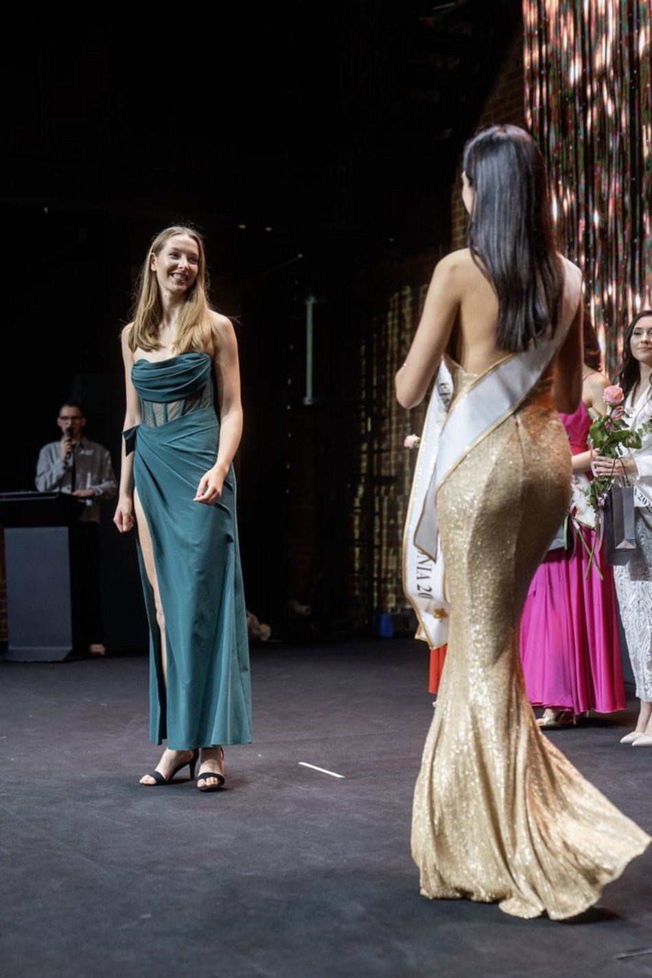 Przedstawienie finalistek Miss Polonia 2025 w Łodzi. Wzruszające pożegnanie Mai Klajdy