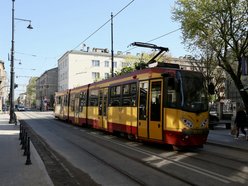 Tramwaj jadący po ulicy Kilińskiego