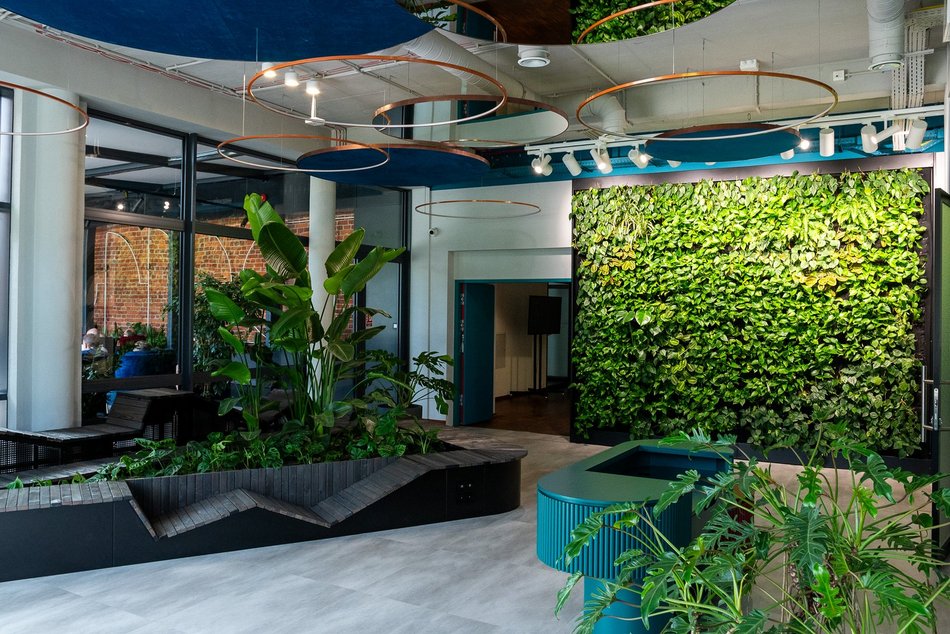 Biurowiec Re_connect w ŁSSE