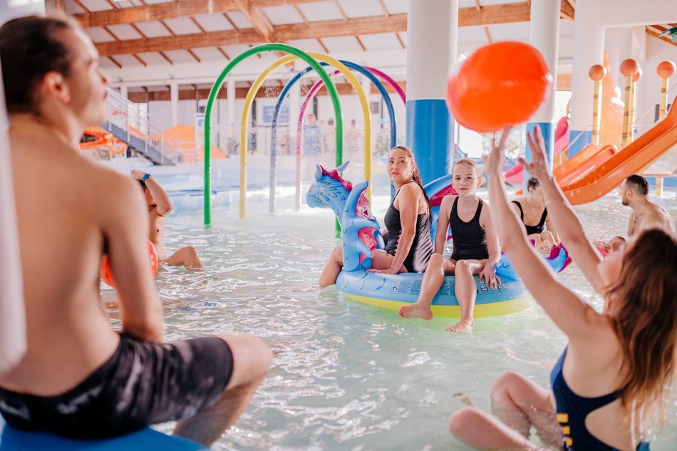 Łódź. Wielkanoc w Aquaparku Fala. Godzina gratis, szafka na święconkę i lanie wody bez ograniczeń