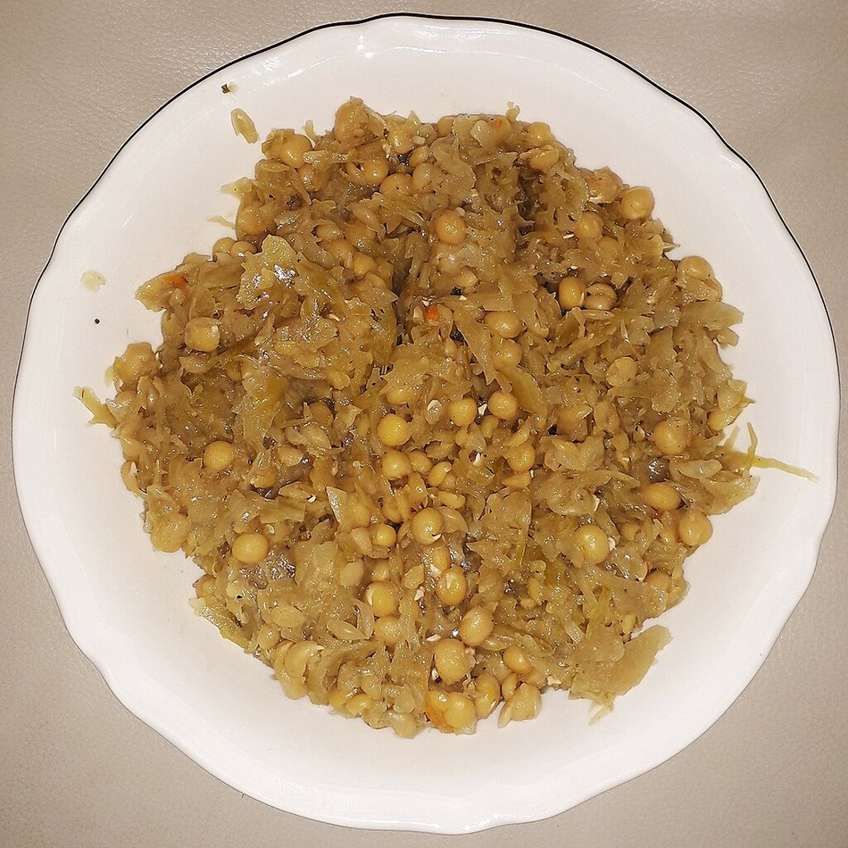 Grzybowa czy barszcz z uszkami? Symbolika dań z wigilijnego menu może Cię zaskoczyć