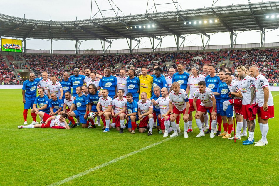 Łódź. Mecz Gwiazd ponownie w Łodzi. Legendy piłki nożnej zagrają na stadionie Widzewa