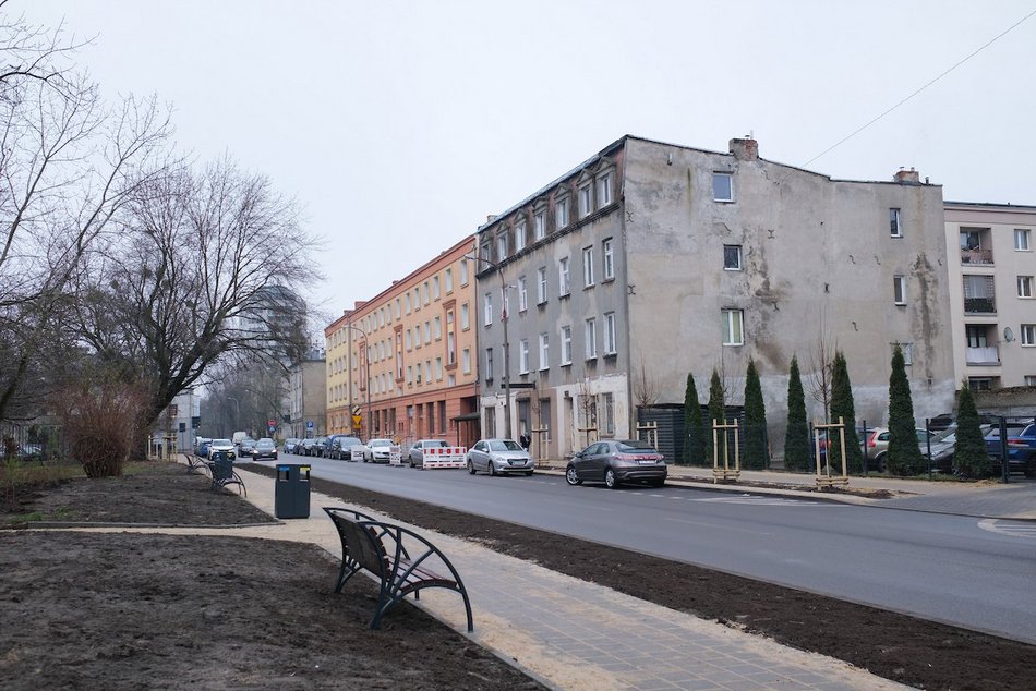 Łódź. Koniec remontu Organizacji WiN w Łodzi. Powrót ruchu, nowa jezdnia i chodniki