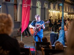 Songwriter Łódź Festiwal. Wyjątkowy klimat przy 6 sierpnia stworzył Svavar Knutur