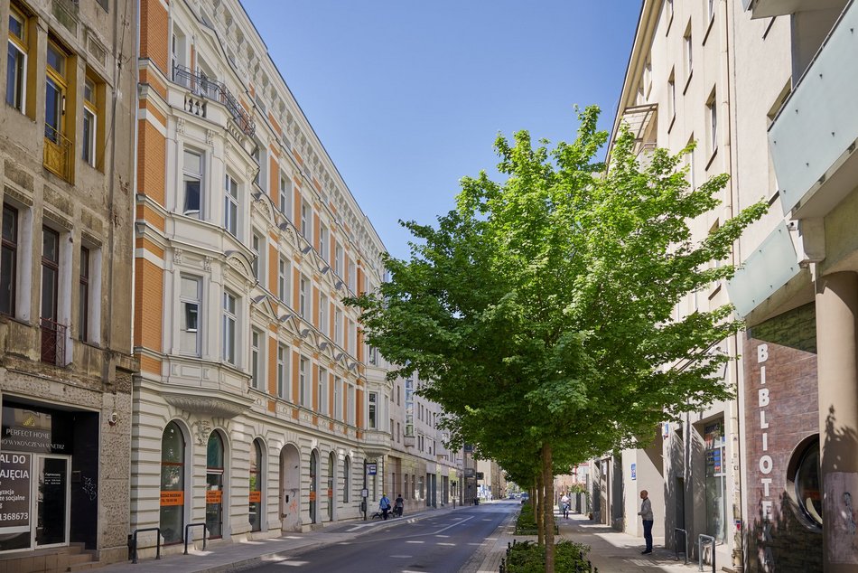 Kamienica po wybuchu gazu przy Nawrot