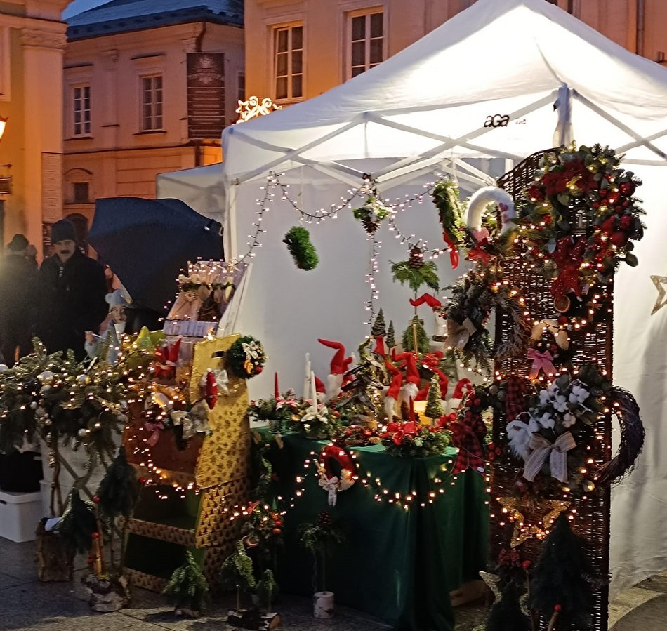 Jarmarki Bożonarodzeniowe w Łódzkiem! Sprawdź świąteczny rozkład jazdy!