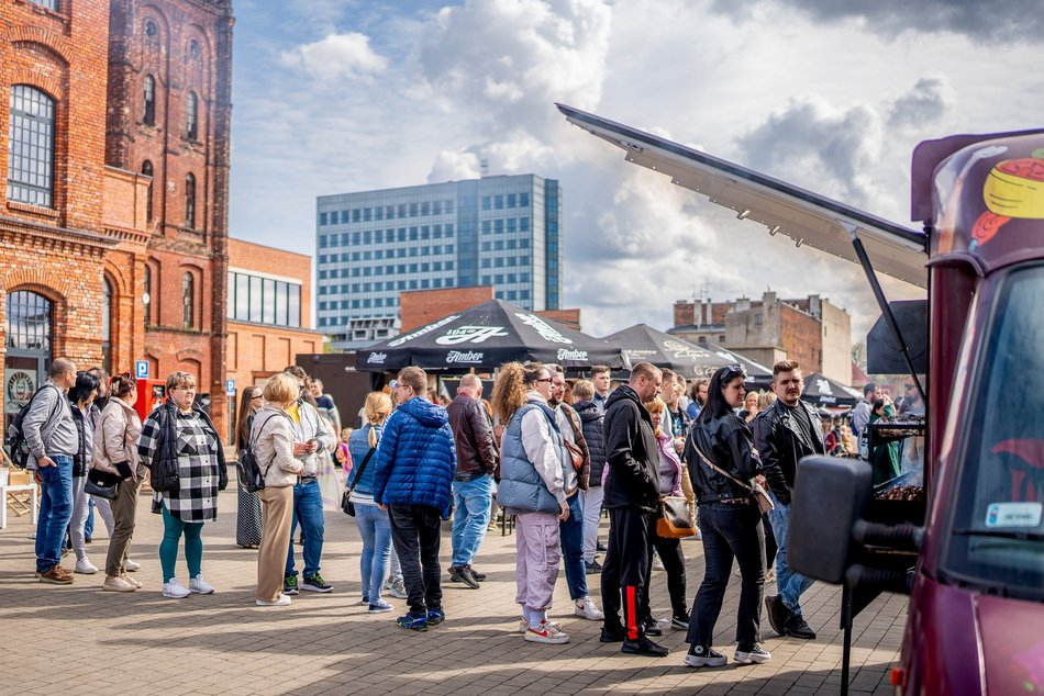 Łódź. Co robić w weekend w Łodzi? Targi Hot Wheels, powitanie wiosny, atrakcje w Dętce