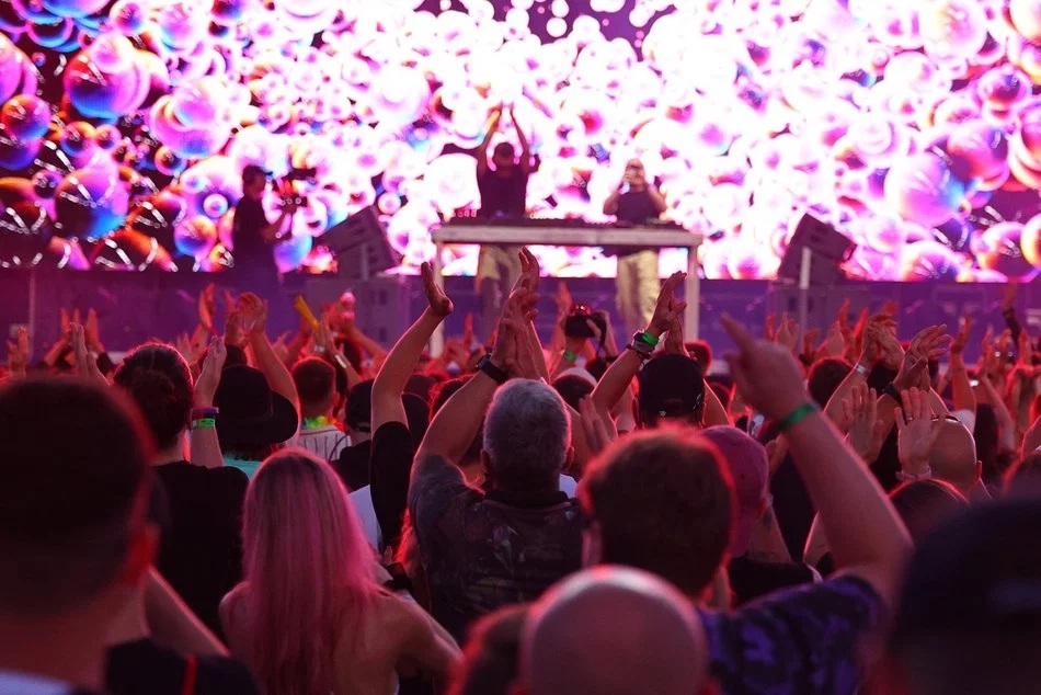 Łódź. Co robić w weekend w Łodzi? Audioriver 2025, silent disco, pierwszy zlot fanów kapibary