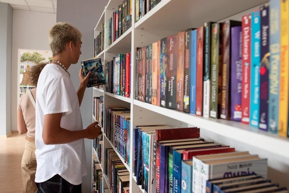 Tydzień w Bibliotece Miejskiej w Łodzi. Wędrówki po świecie kwantów i płyty analogowe