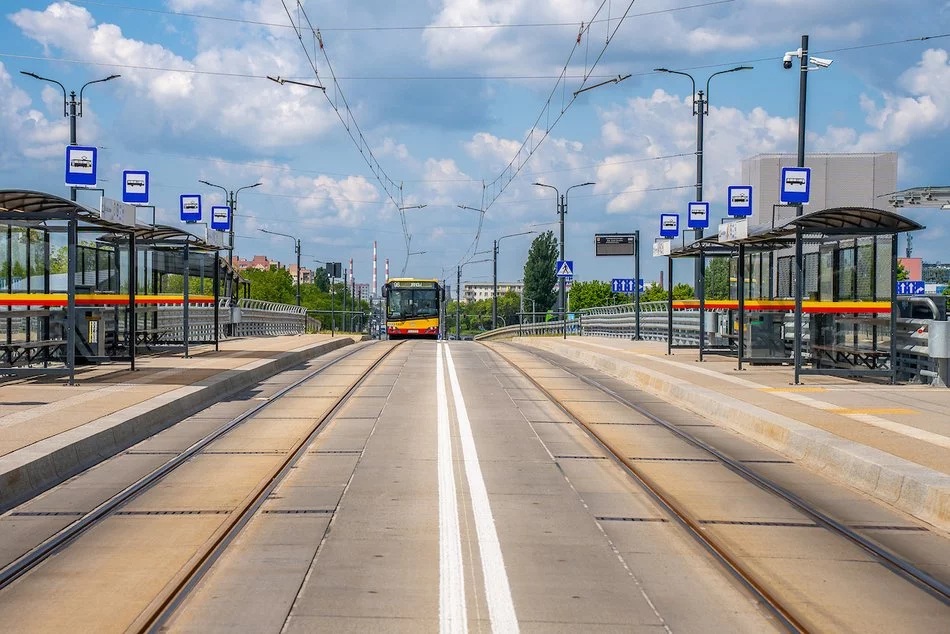 Łódź. Nowości w MPK Łódź. Nowe autobusy i przystanki, remonty oraz darmowe przejazdy