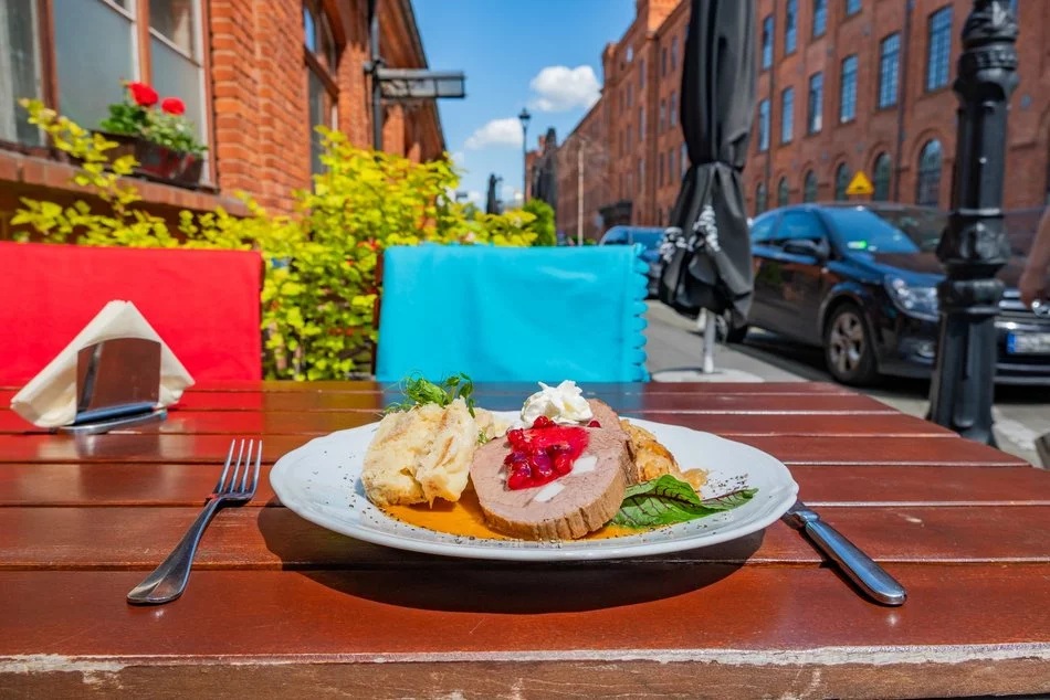 Łódź. Taniej z Kartą Łodzianina! Zniżki do najsmaczniejszych restauracji