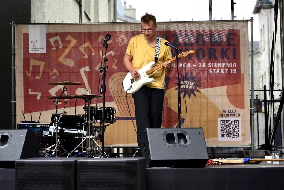 Łódź. Co robić w długi weekend w Łodzi? Kino pod chmurką, Rave for Dogs, Targ Staroci, wegański festiwal kulinarny