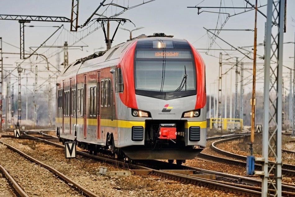 [Translate to Ukraiński:] Podróżowanie Łódzką Koleją Aglomeracyjną jeszcze łatwiejsze! Nowa i bezpłatna aplikacja 