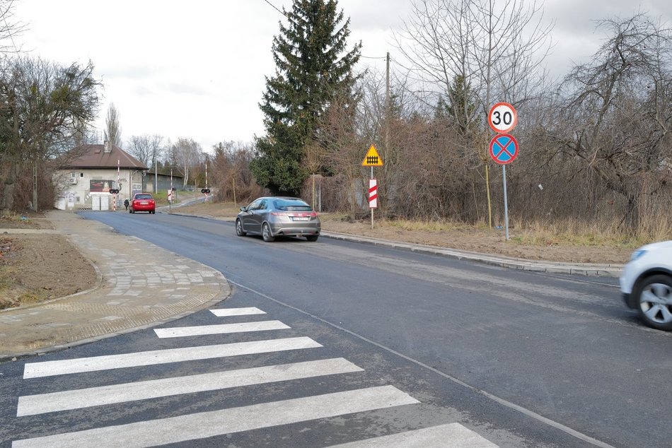 Łódź. Ulice na Dąbrowie po remoncie