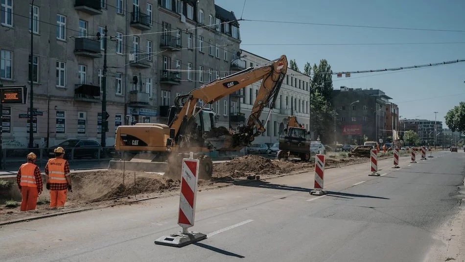 Łódź. Wakacyjne remonty dróg w Łodzi. Gdzie na mieście spotkamy drogowców?